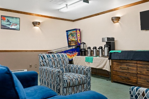 Gold King Mountain Inn image 4