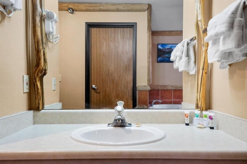 Gold King Mountain Inn image 15